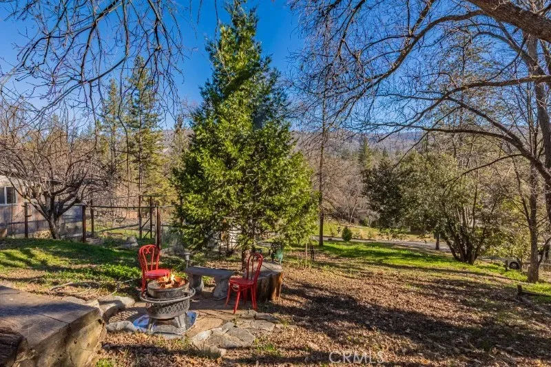 32827 Road 222 North Fork, CA 93643