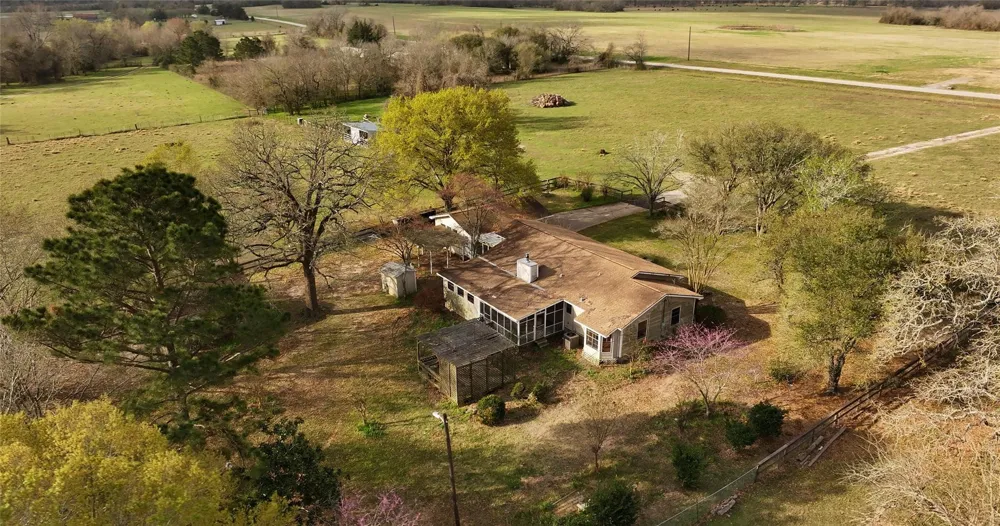 20136 Moriarty Road Richards, TX 77873