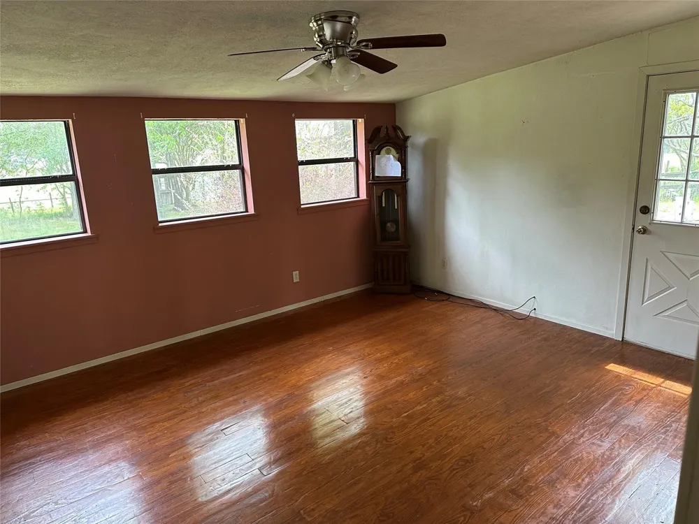 20136 Moriarty Road Richards, TX 77873