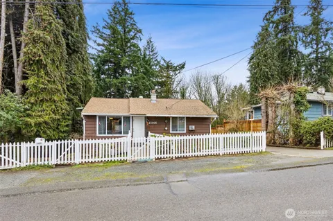 23906 60th Avenue W