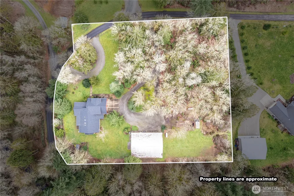180 Trinity Drive Castle Rock, WA 98611