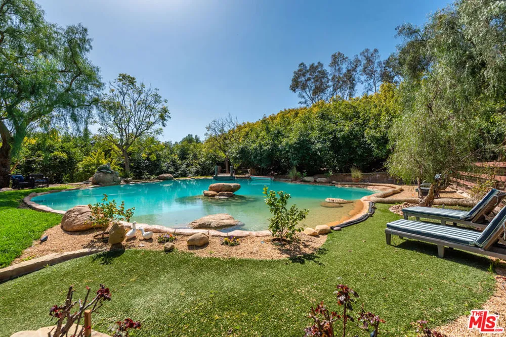 8018 Balcom Canyon Road Somis, CA 93066