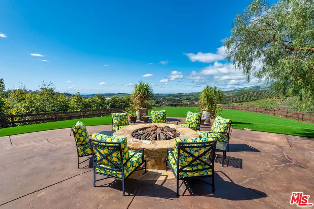 8018 Balcom Canyon Road Somis, CA 93066