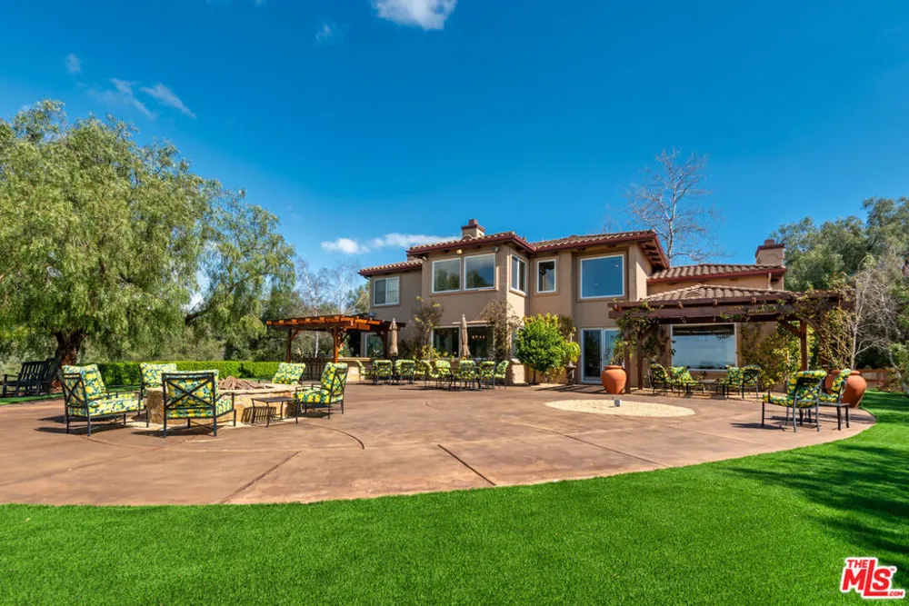8018 Balcom Canyon Road Somis, CA 93066