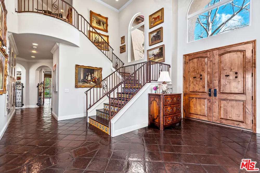 8018 Balcom Canyon Road Somis, CA 93066
