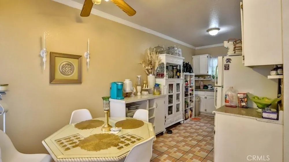 6414 S Hoover Street Los Angeles, CA 90044