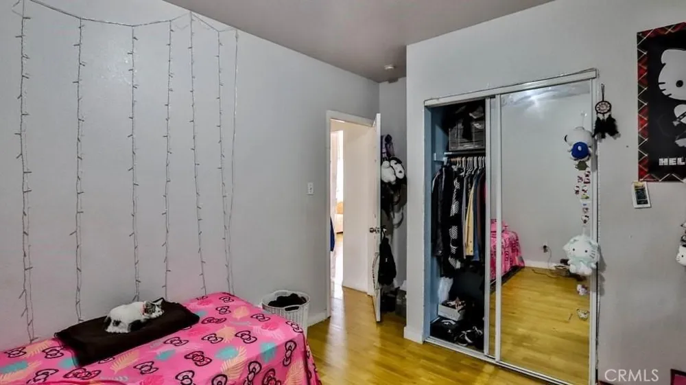 6414 S Hoover Street Los Angeles, CA 90044
