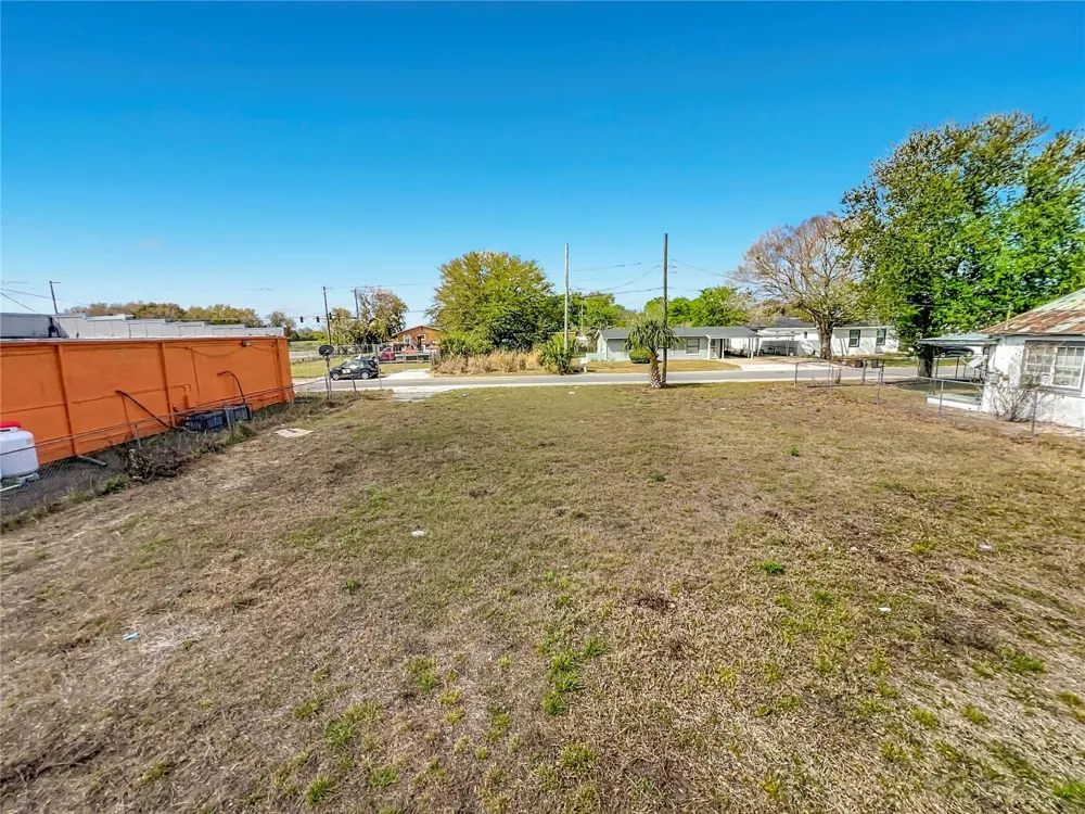 2471 GREENWAY STREET Sanford, FL 32771