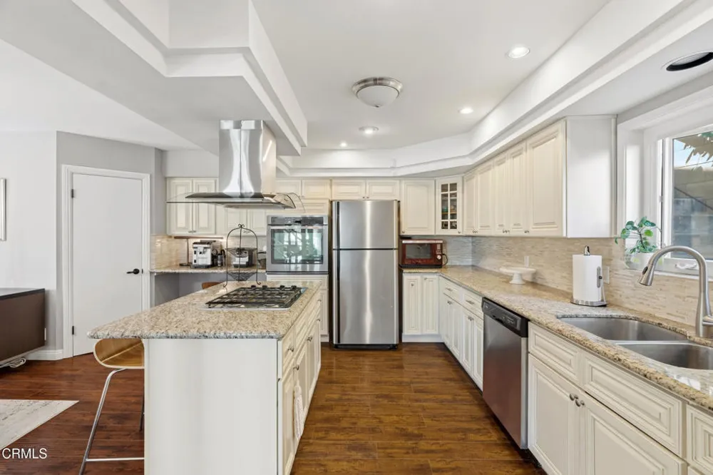 809 Skyland Drive Sierra Madre, CA 91024