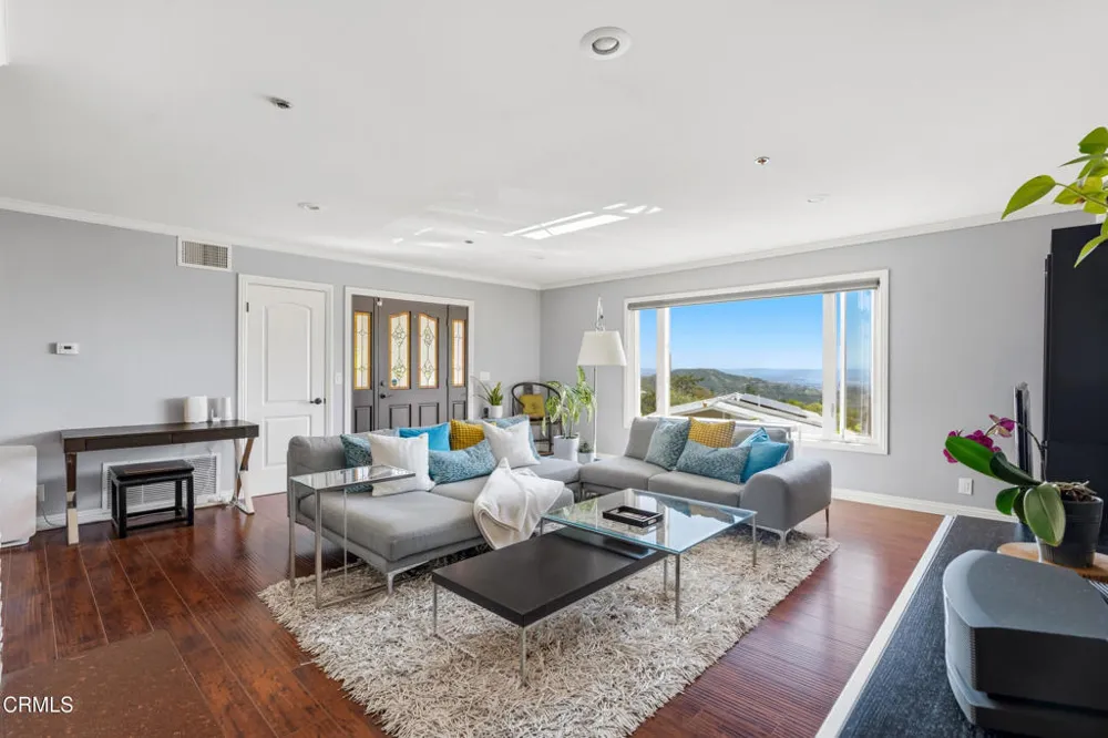 809 Skyland Drive Sierra Madre, CA 91024