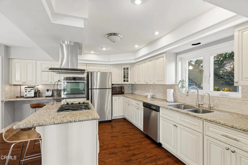 809 Skyland Drive Sierra Madre, CA 91024