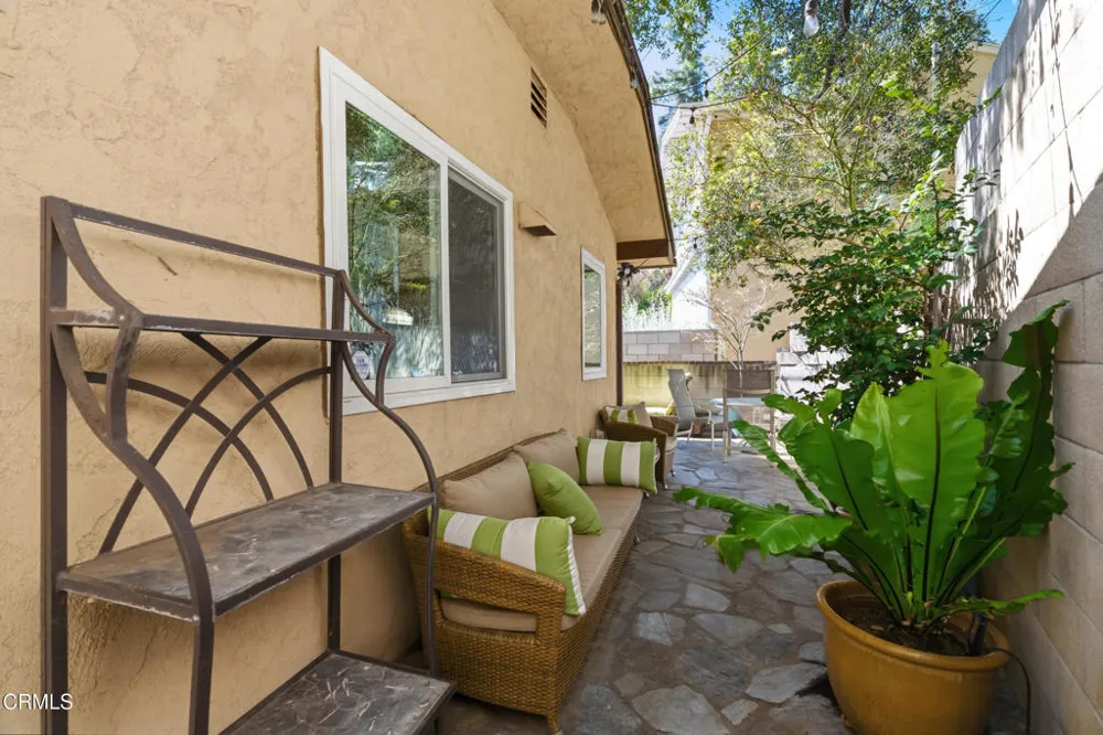 809 Skyland Drive Sierra Madre, CA 91024