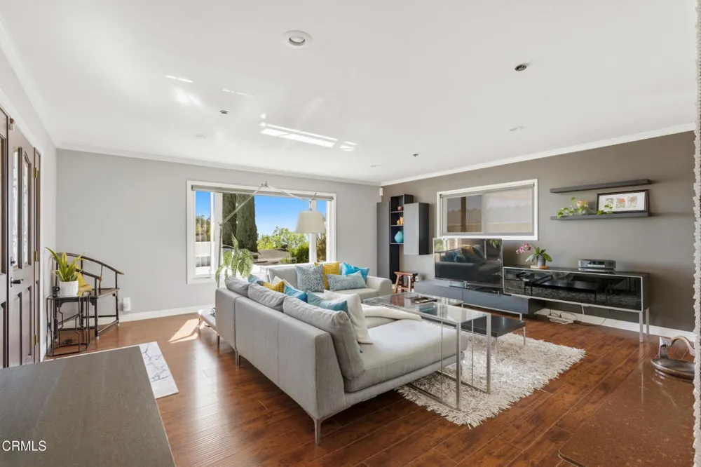 809 Skyland Drive Sierra Madre, CA 91024