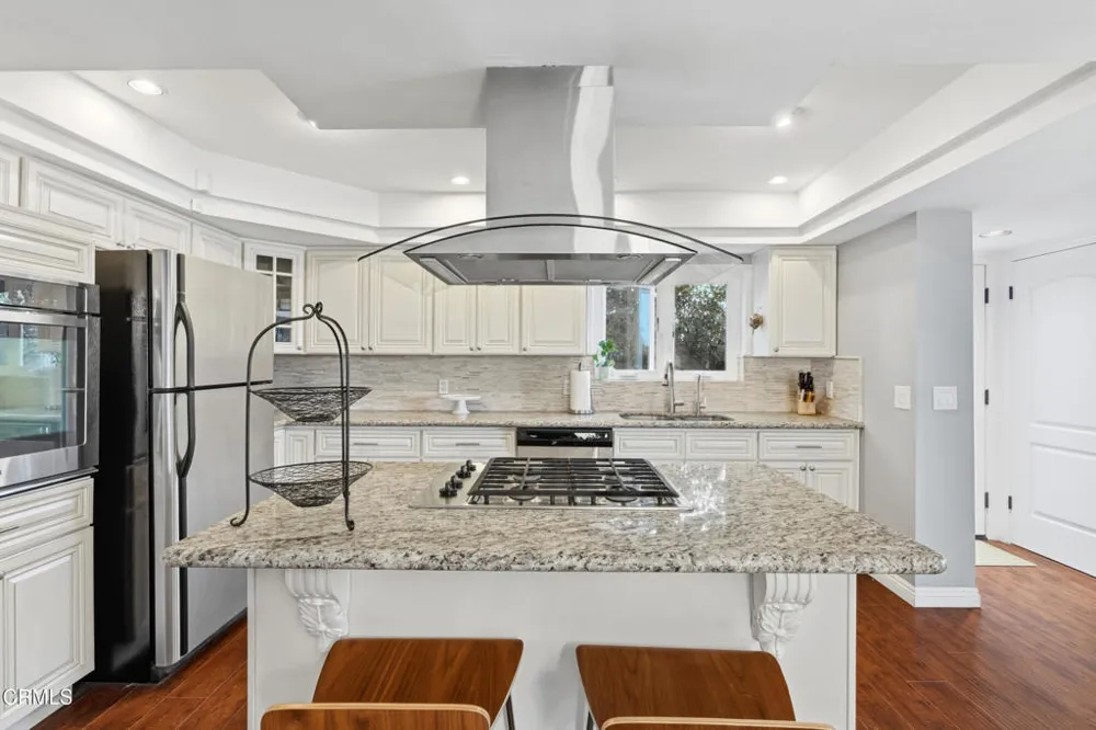 809 Skyland Drive Sierra Madre, CA 91024