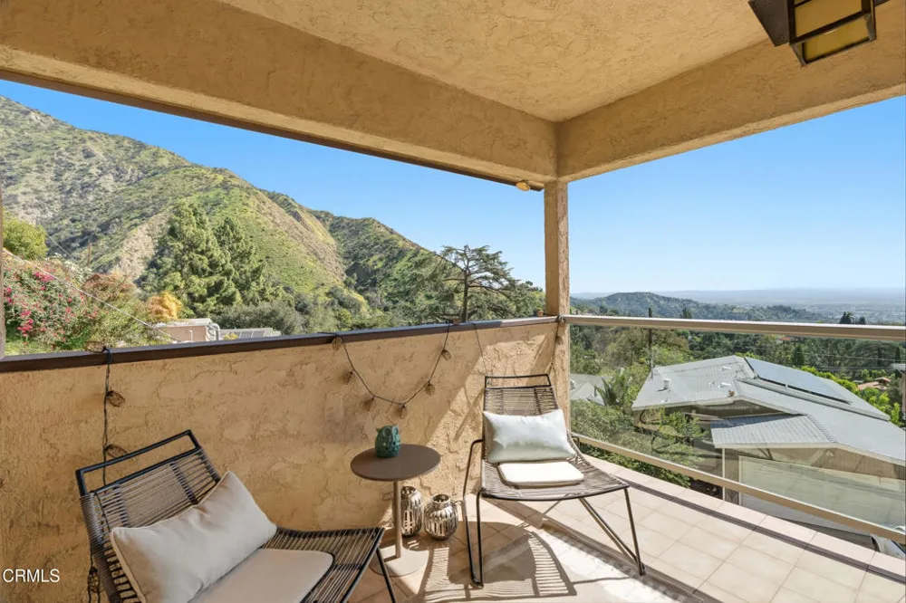 809 Skyland Drive Sierra Madre, CA 91024