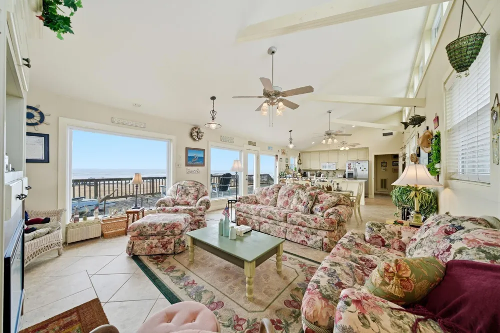 16523 Jamaica Beach Road Jamaica Beach, TX 77554