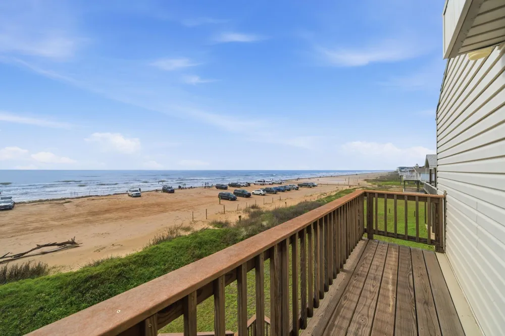 16523 Jamaica Beach Road Jamaica Beach, TX 77554