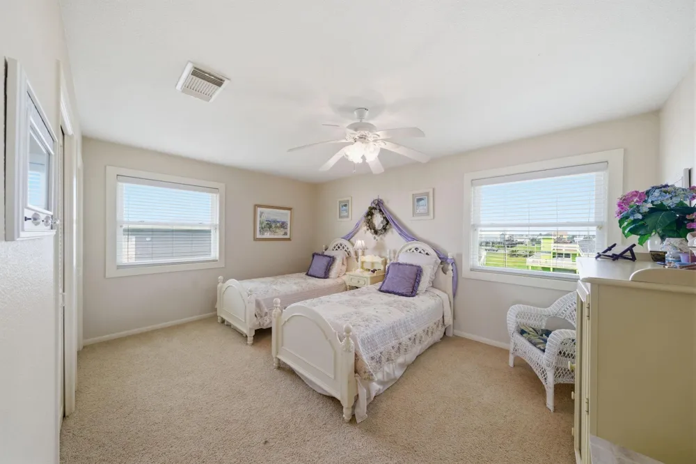 16523 Jamaica Beach Road Jamaica Beach, TX 77554