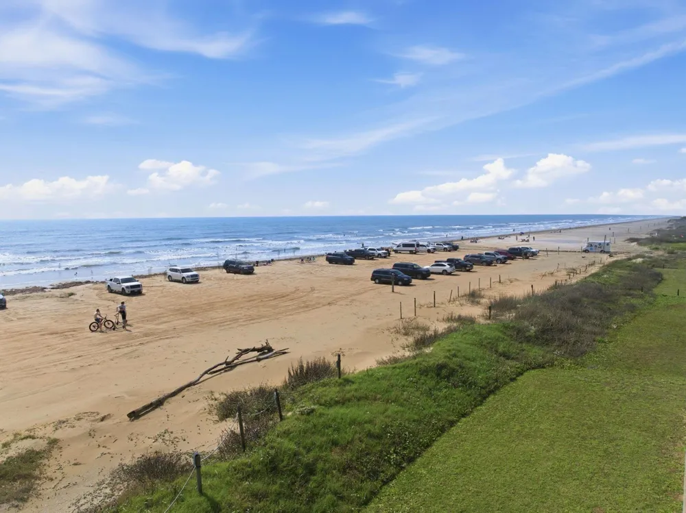 16523 Jamaica Beach Road Jamaica Beach, TX 77554