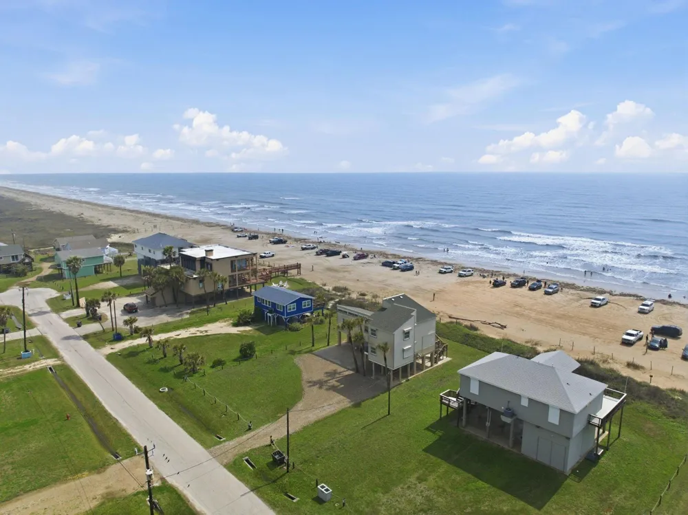 16523 Jamaica Beach Road Jamaica Beach, TX 77554