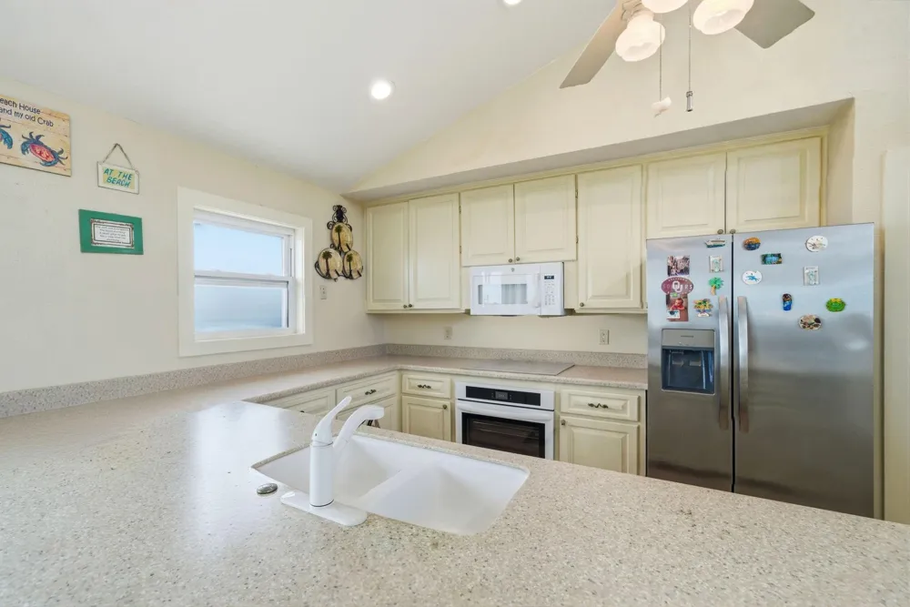 16523 Jamaica Beach Road Jamaica Beach, TX 77554