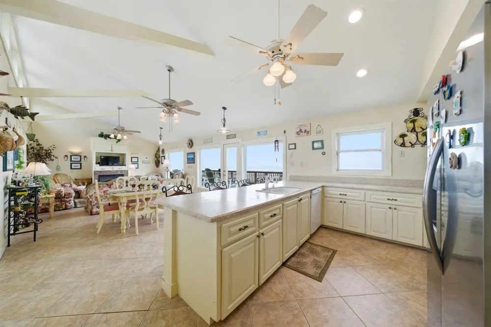 16523 Jamaica Beach Road Jamaica Beach, TX 77554