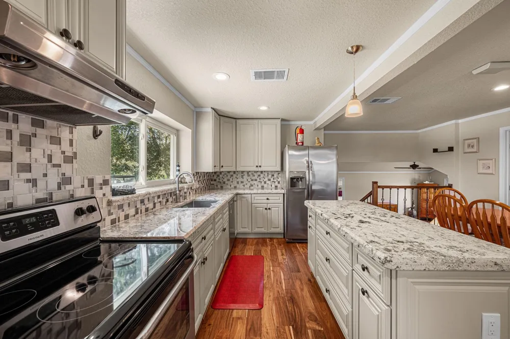 1145 County Road 291 Bay City, TX 77414