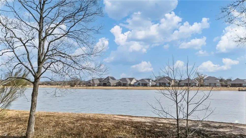 3741 Cooper Court College Station, TX 77845