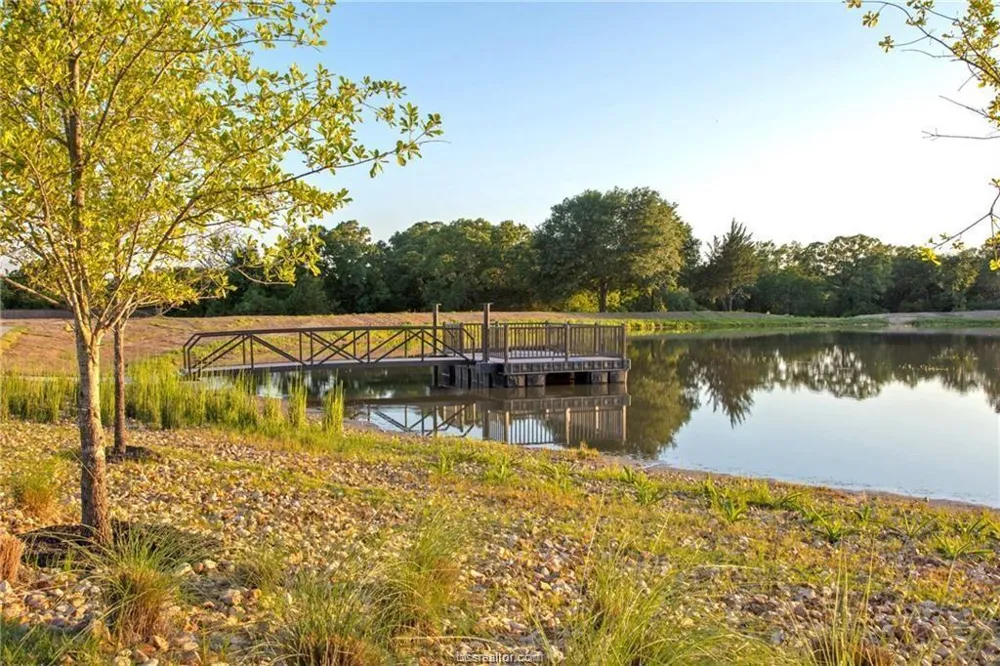3741 Cooper Court College Station, TX 77845