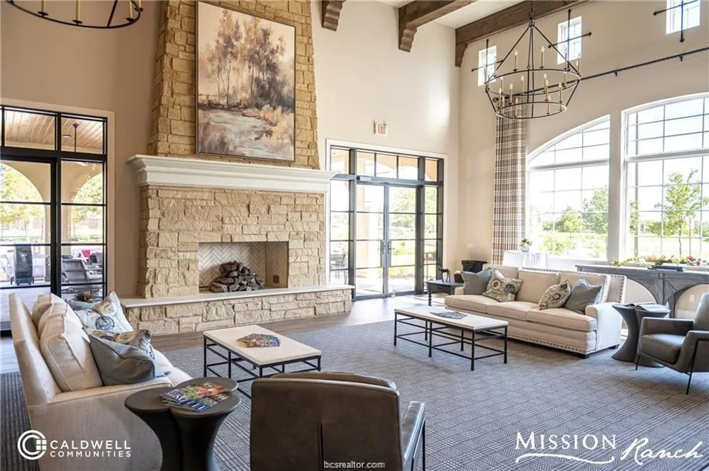 3741 Cooper Court College Station, TX 77845