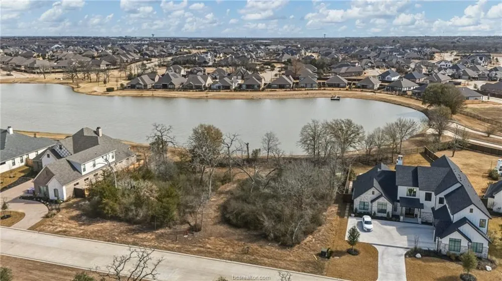 3741 Cooper Court College Station, TX 77845