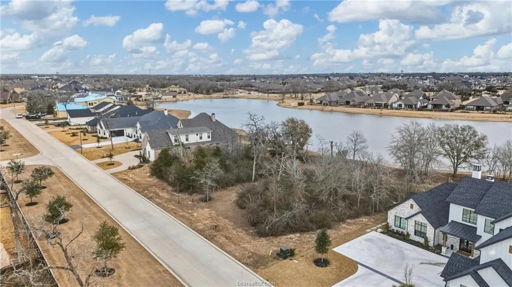 3741 Cooper Court College Station, TX 77845