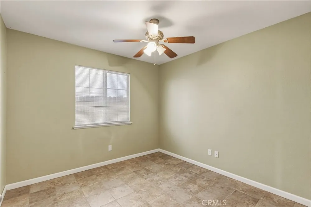 1525 La Sierra Street Merced, CA 95348