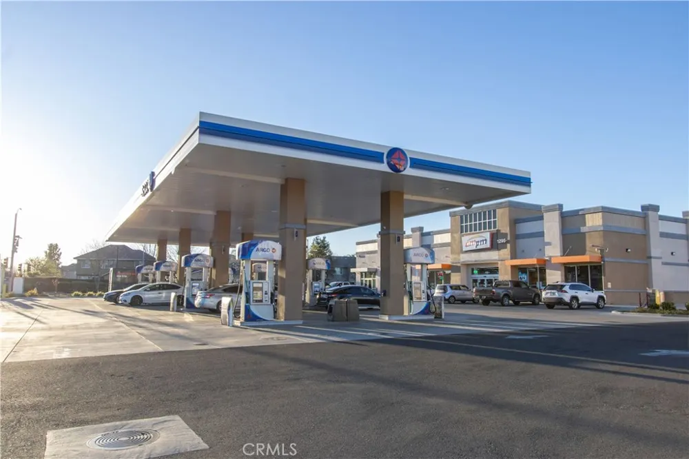 1525 La Sierra Street Merced, CA 95348