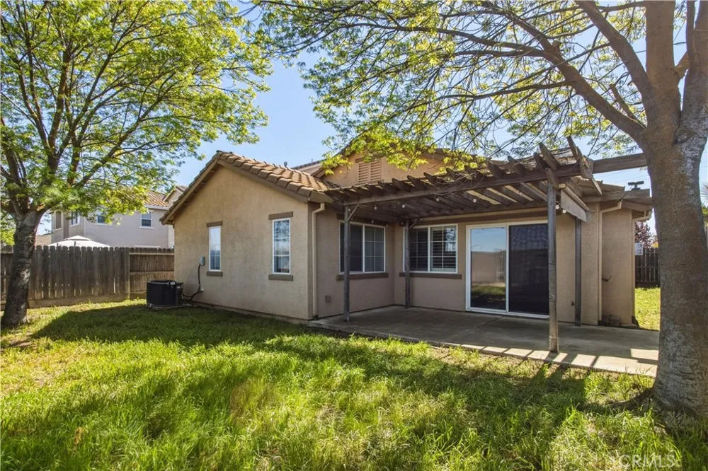 1525 La Sierra Street Merced, CA 95348