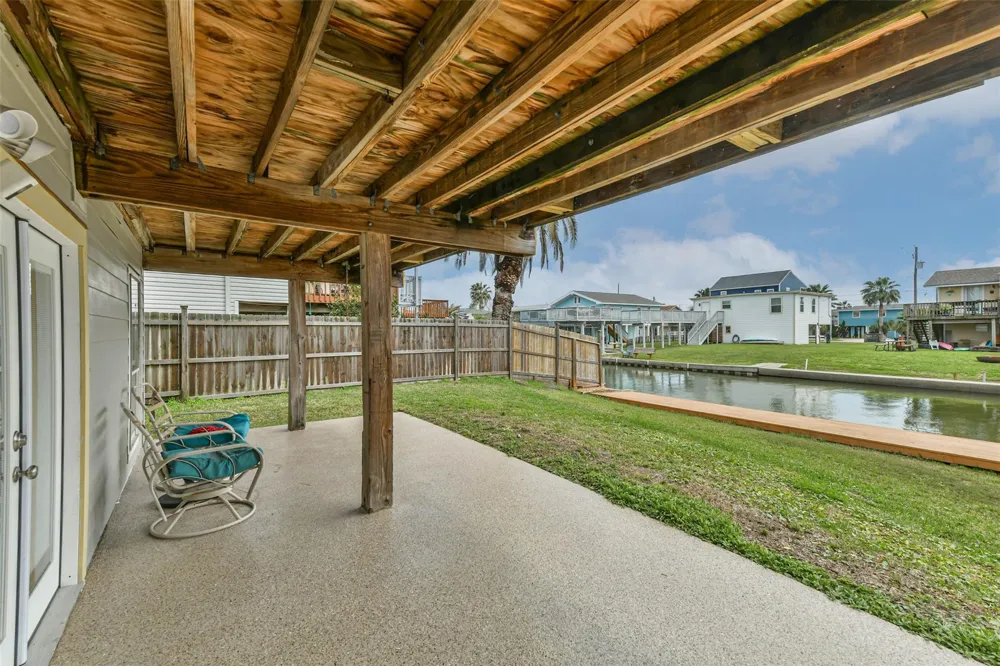 16623 Nassau Way Jamaica Beach, TX 77554