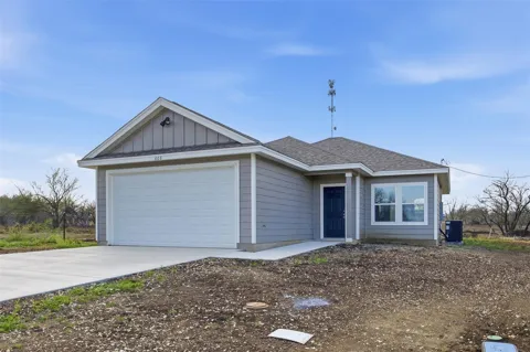 608 Mustang Circle