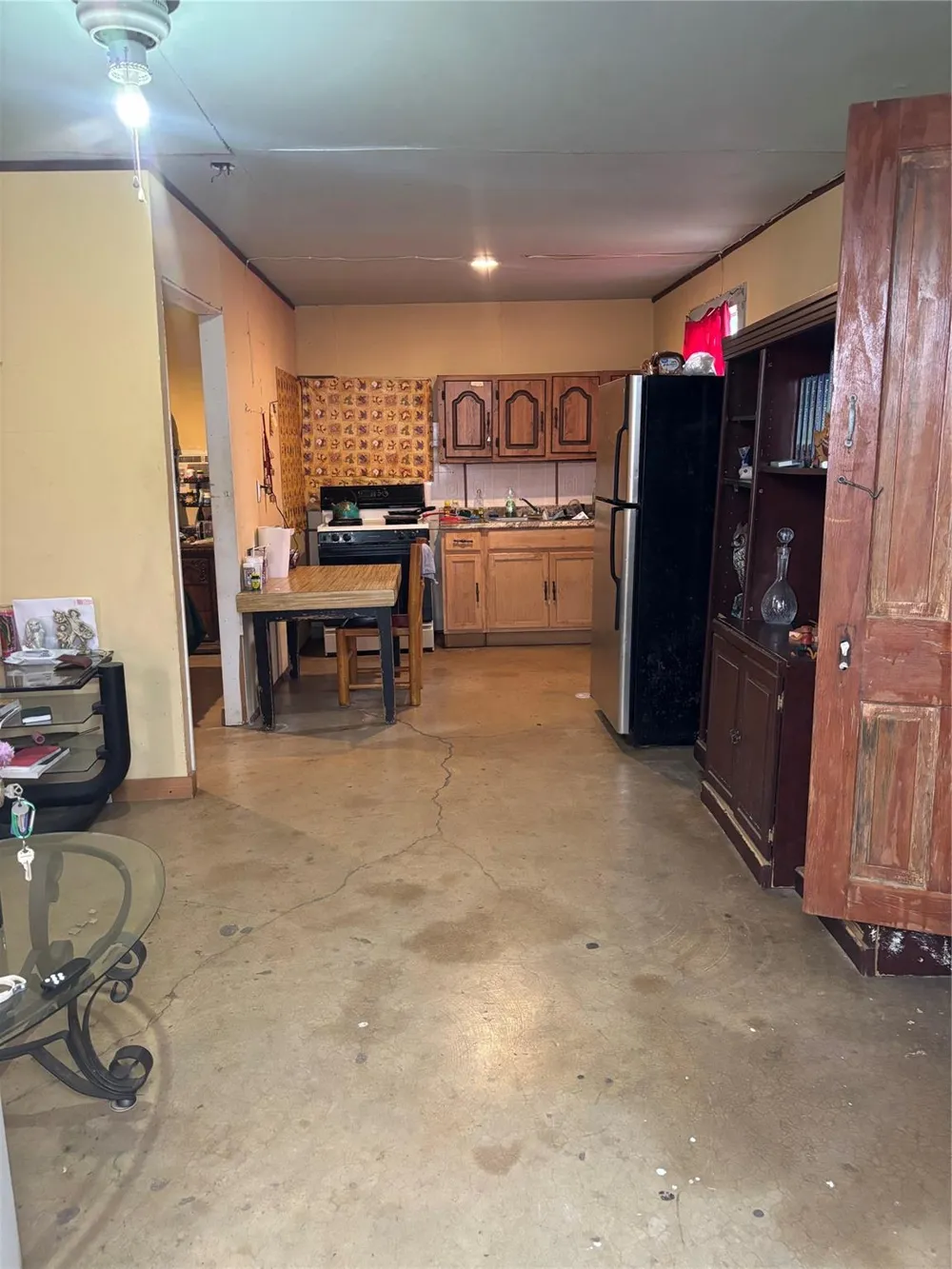 725 Swigert Avenue Kerrville, TX 78028