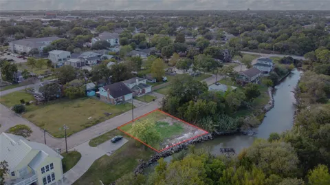 Oak Grove Drive