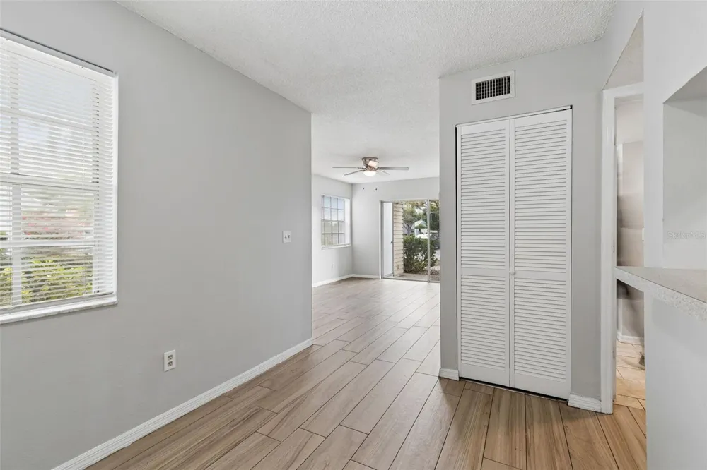6915 STONES THROW CIRCLE #3106 St Petersburg, FL 33710