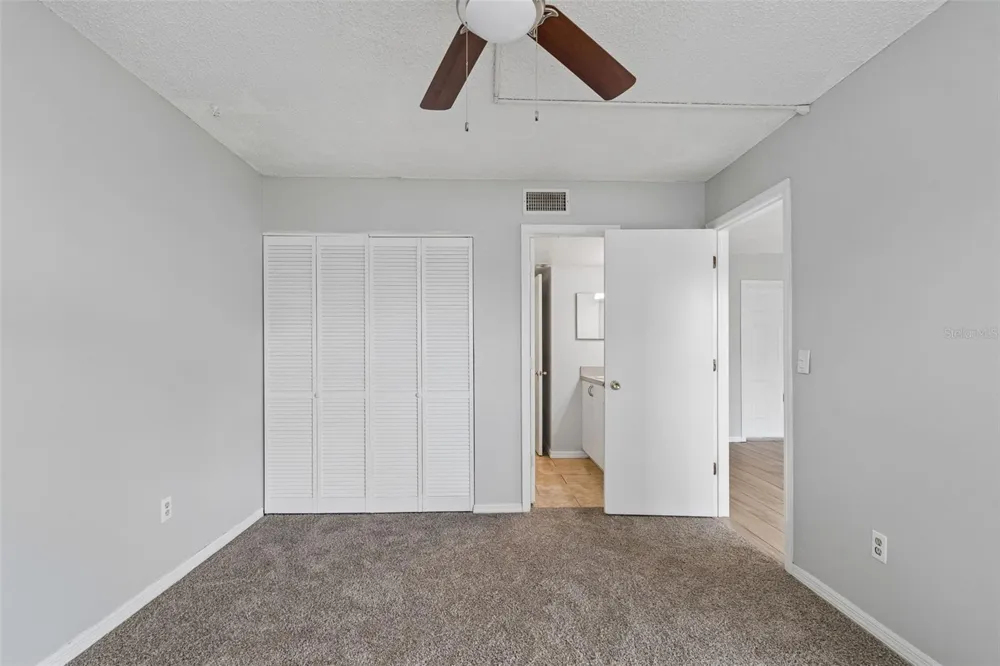 6915 STONES THROW CIRCLE #3106 St Petersburg, FL 33710