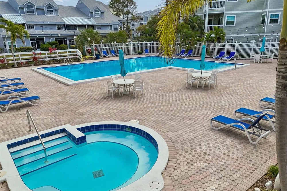 6915 STONES THROW CIRCLE #3106 St Petersburg, FL 33710