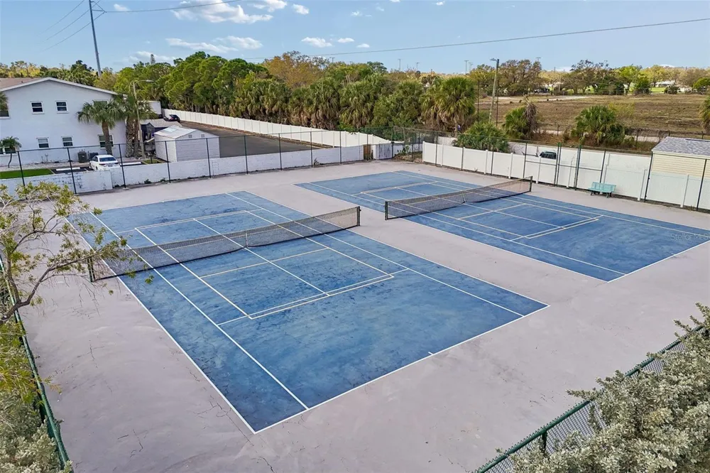 6915 STONES THROW CIRCLE #3106 St Petersburg, FL 33710