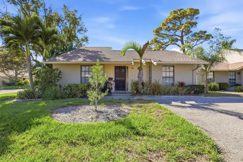 36 WINDRUSH BAY DRIVE #36
