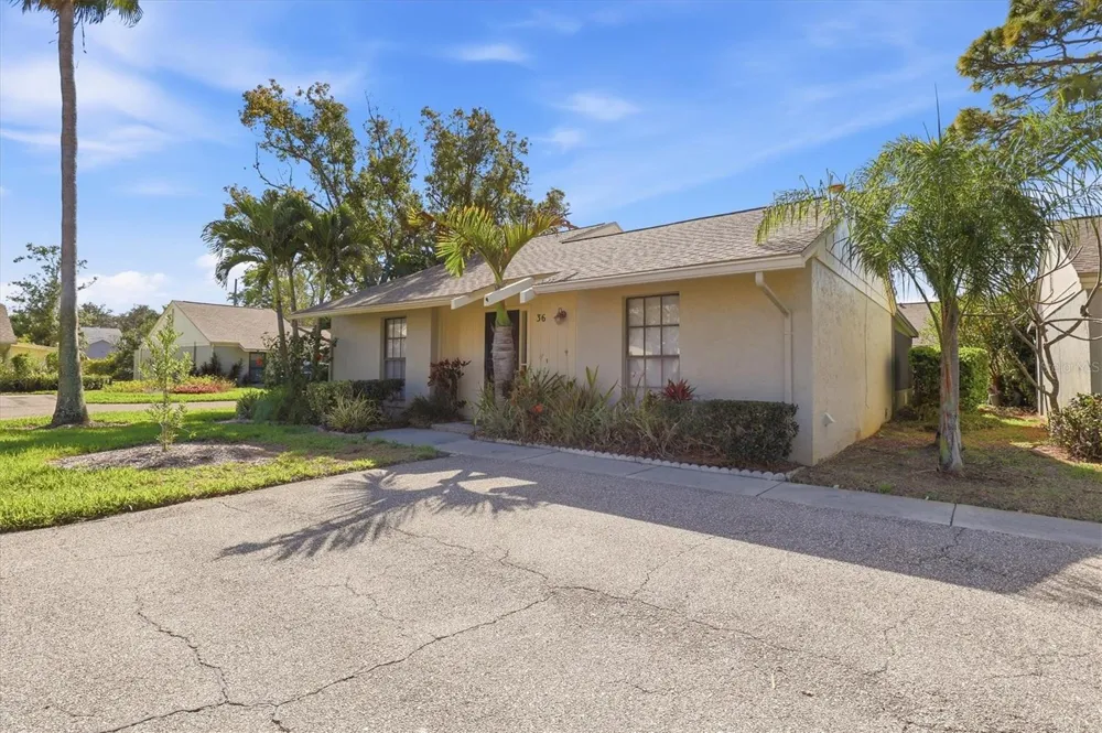36 WINDRUSH BAY DRIVE #36 Tarpon Springs, FL 34689