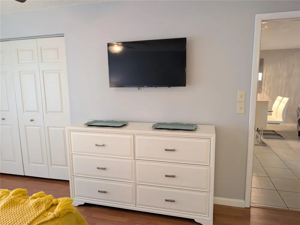 6896 W COUNTRY CLUB LANE #148 Sarasota, FL 34243