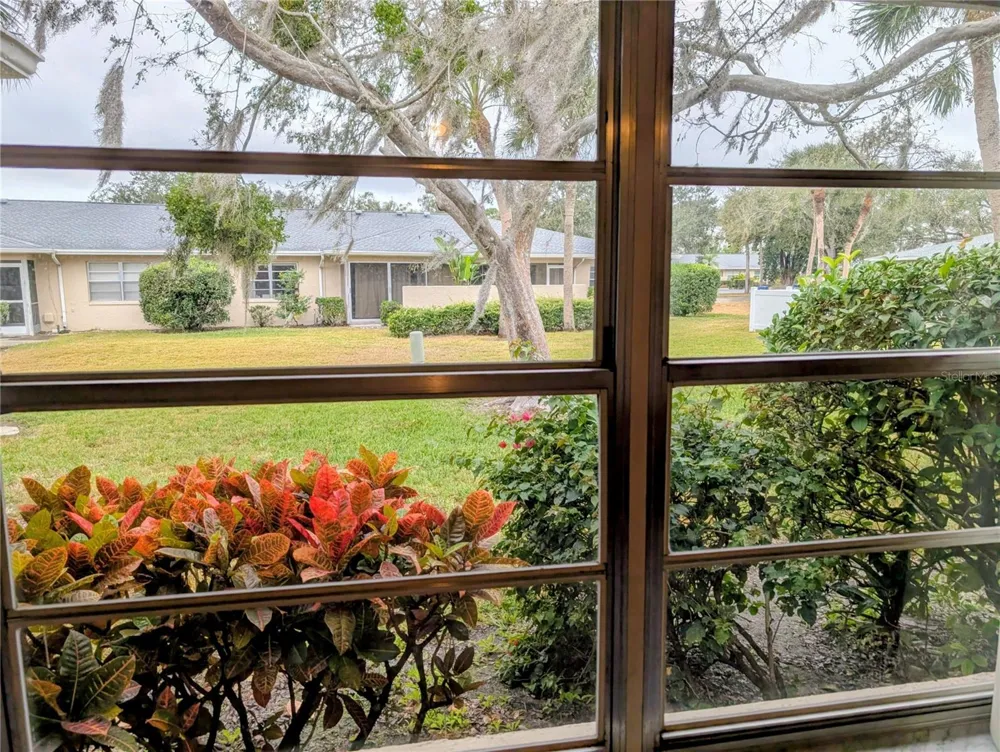 6896 W COUNTRY CLUB LANE #148 Sarasota, FL 34243
