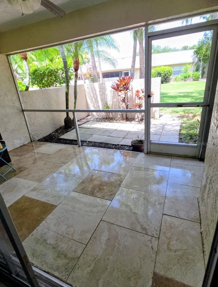 6896 W COUNTRY CLUB LANE #148 Sarasota, FL 34243