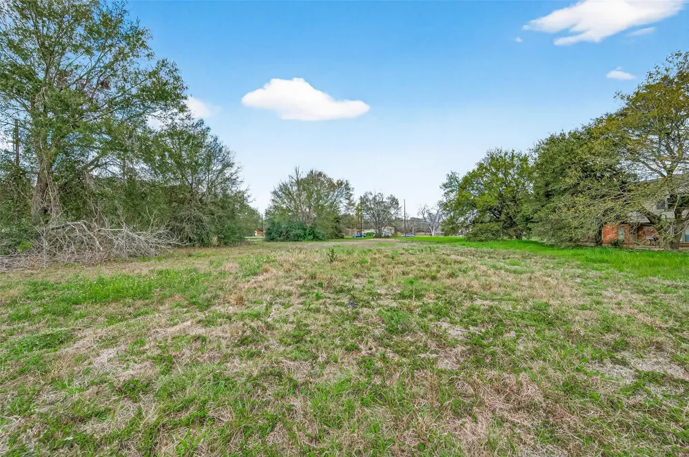 East Avenue Katy, TX 77493