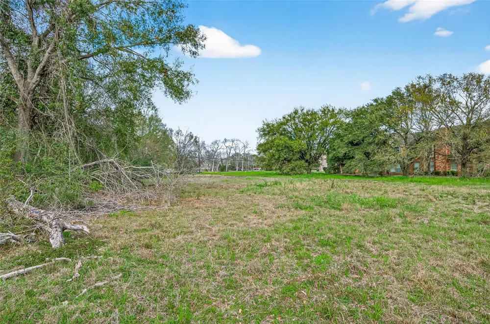 East Avenue Katy, TX 77493